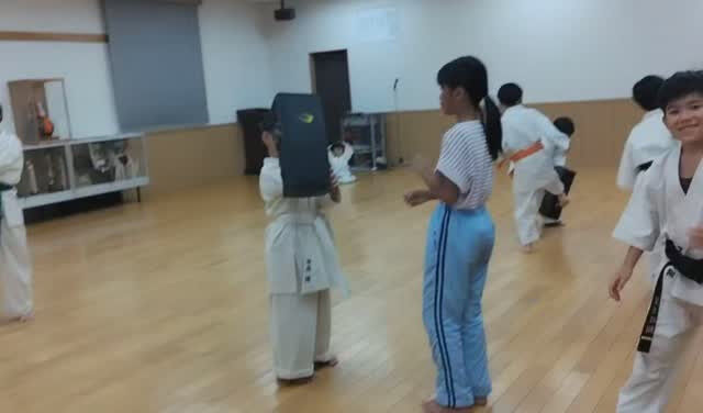 ･