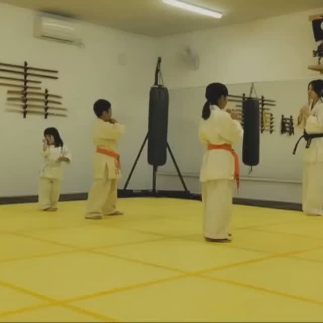 ･