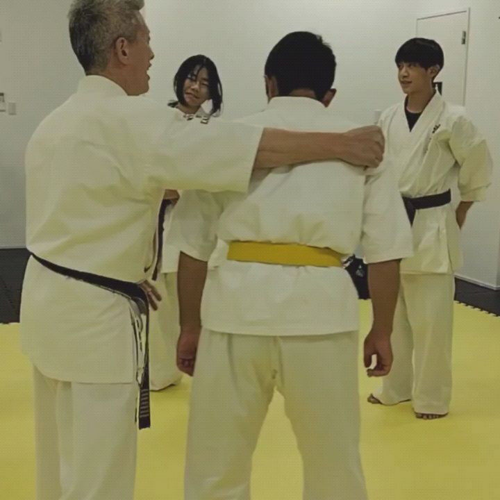 ･
