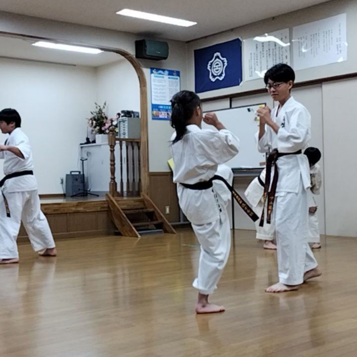 ･