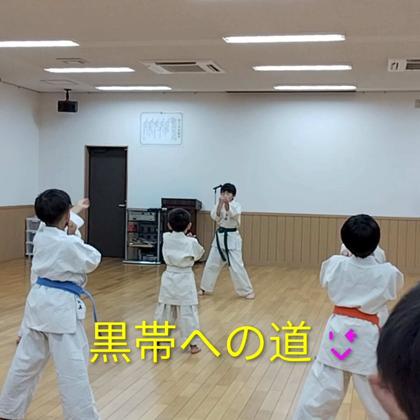 ･