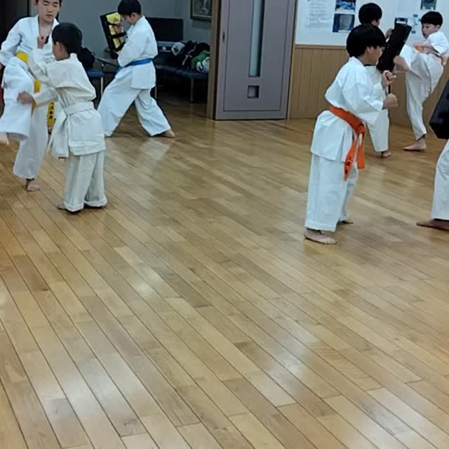 ･