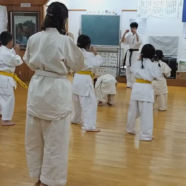 ･